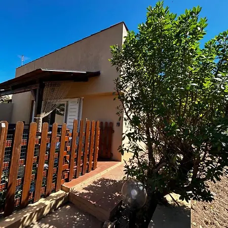 Casa Moi Sea View And Garden Apartment